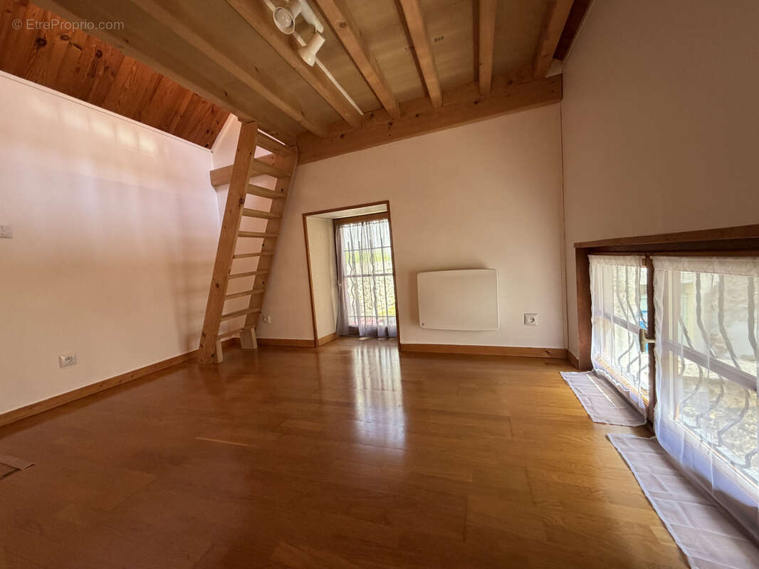 Appartement à CHEVREUSE