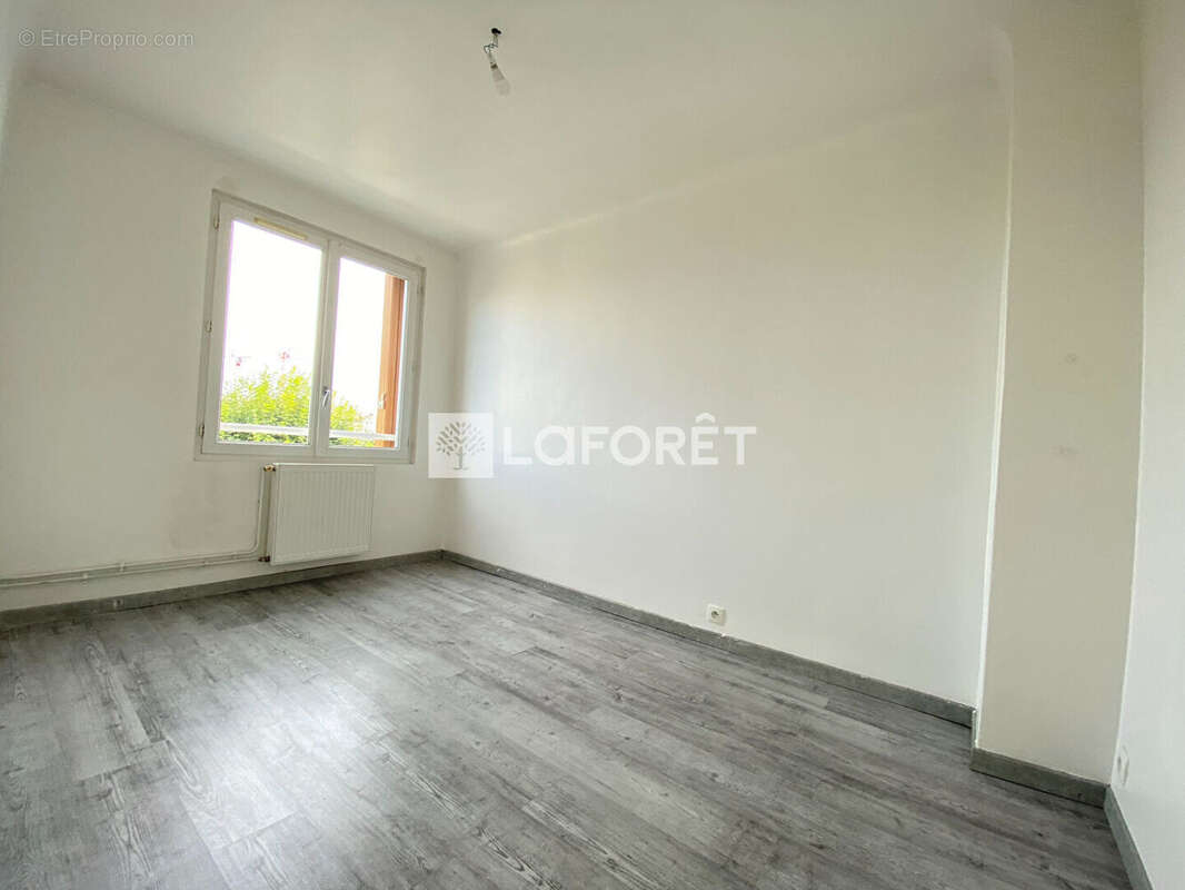 Appartement à RUEIL-MALMAISON