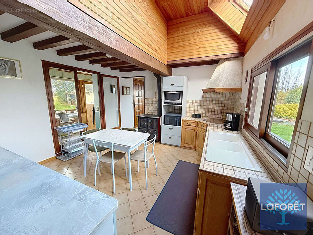 Maison Mesnil En Ouche 6 pièce(s) 147 m2 - photo 6