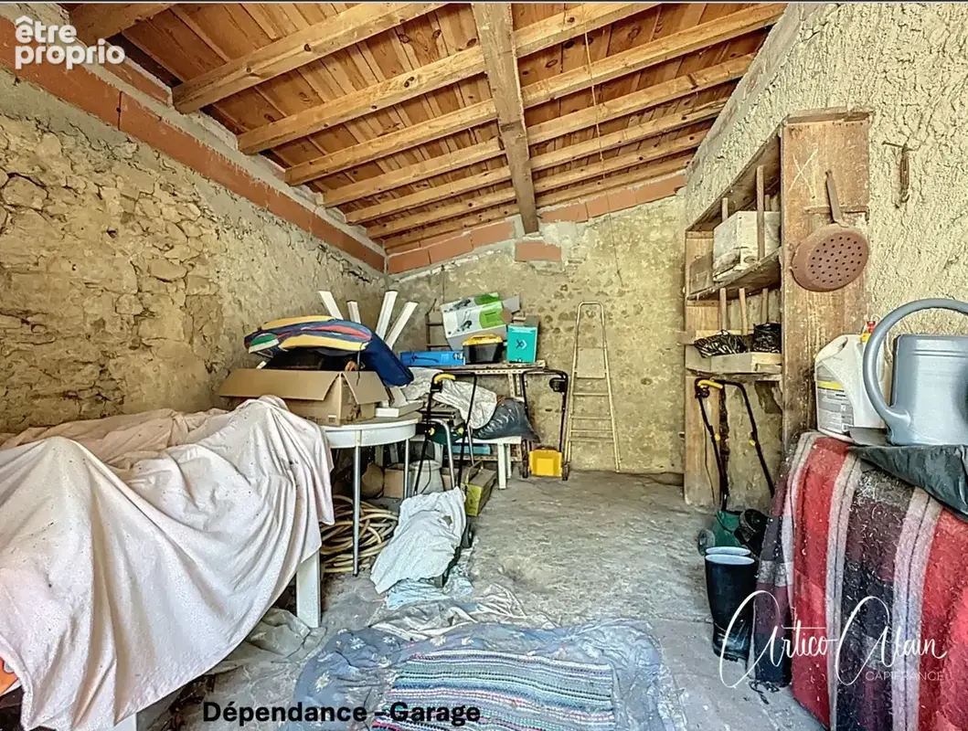 Charmante Maison de Village de 106 m² avec Jardin et Dépendance de 86 m² - photo 13