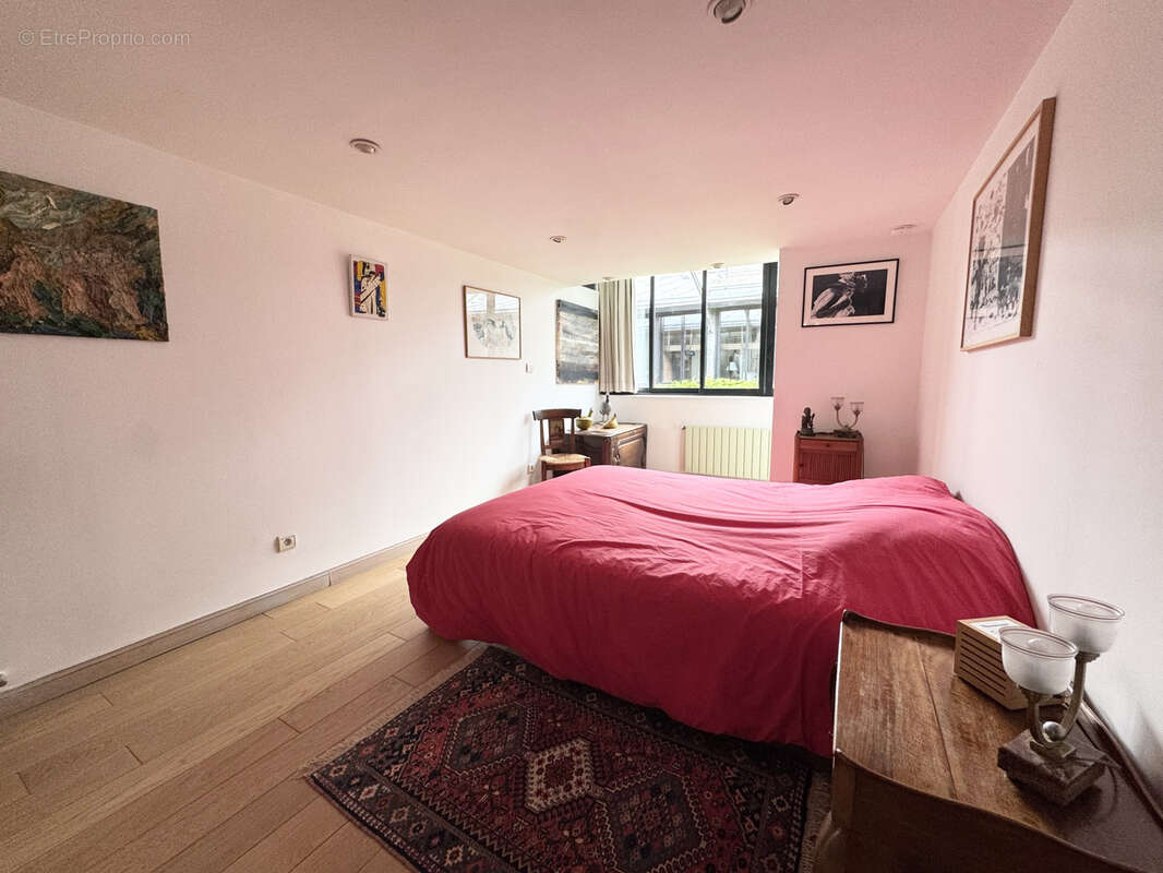 Appartement à PARIS-11E