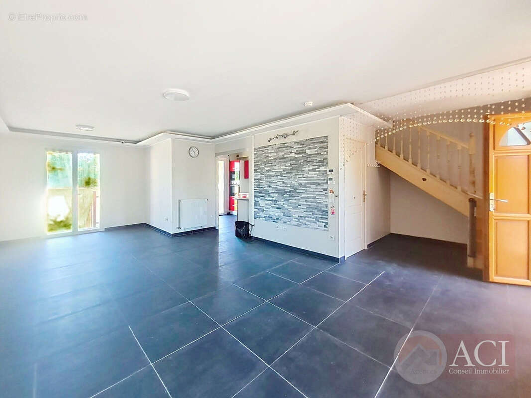 Maison 101 m² à Montmagny  - photo 2