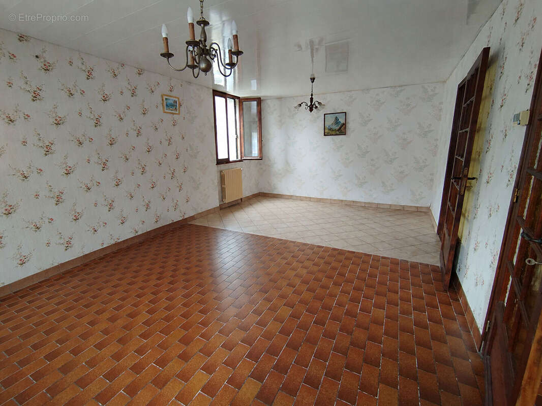 Maison RIBEMONT 3 pièces 82 m² - photo 4