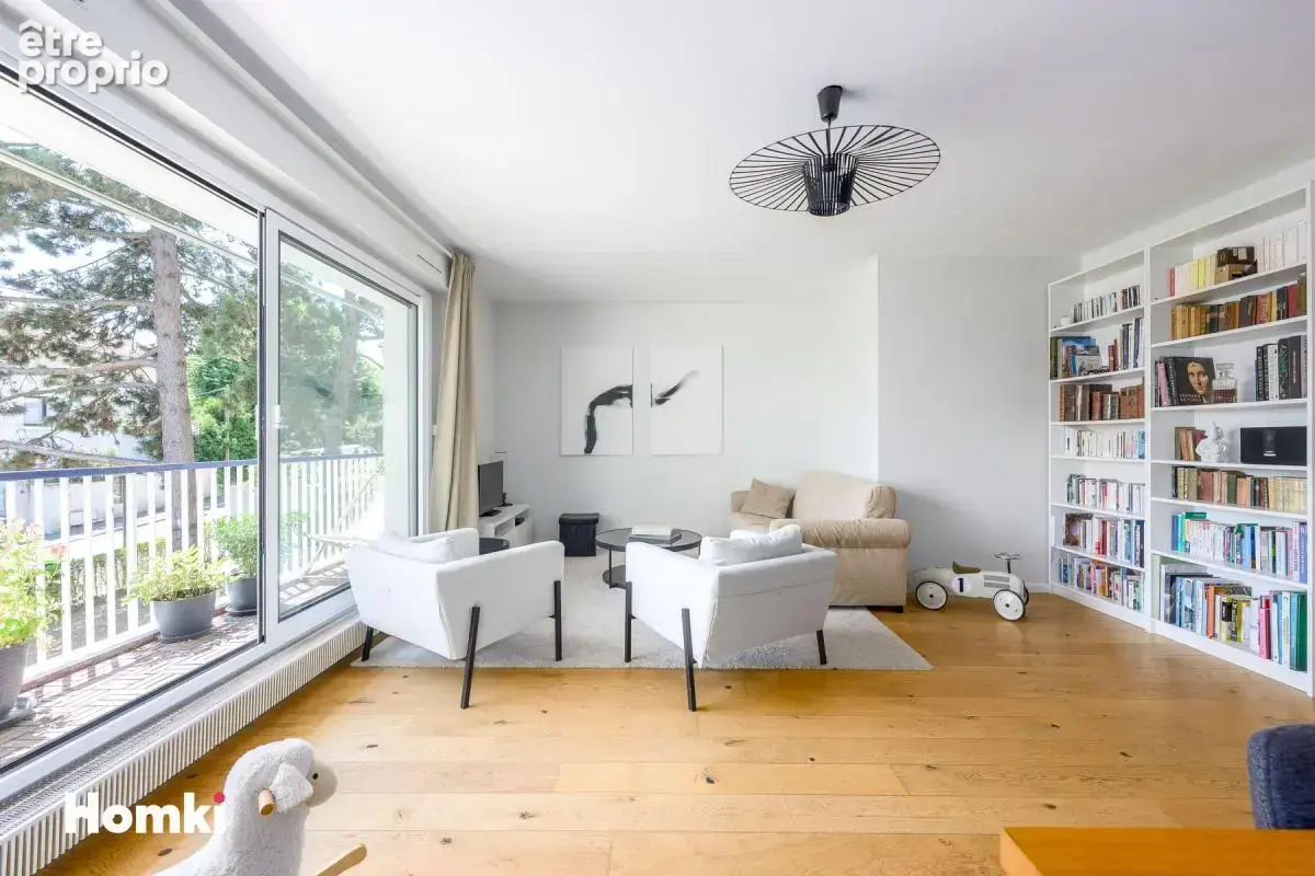Appartement T3 de 81 m² à Châtillon 92320, Rue du Plateau - photo 2