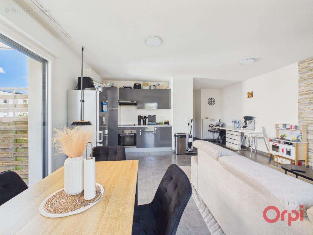 Appartement À Vendre - photo 6