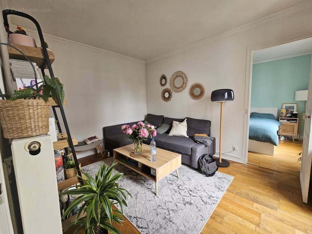 Appartement à MONTROUGE