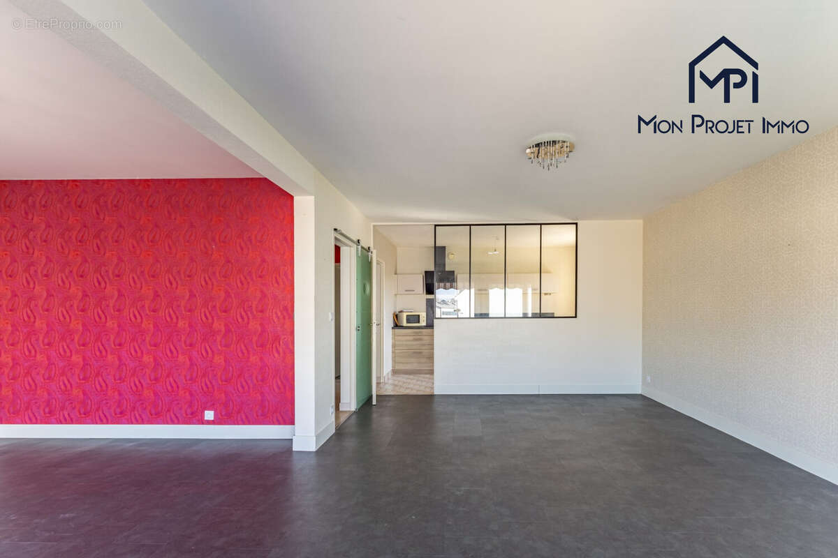 Appartement à LAVAL