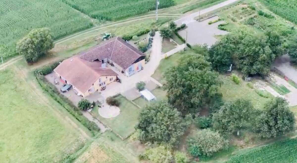 Maison à BAHUS-SOUBIRAN