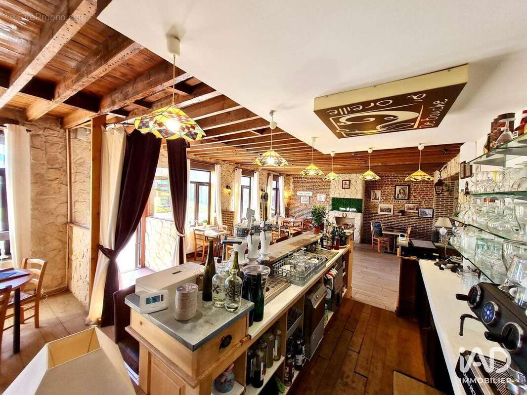 Photo 8 - Commerce à SANTES