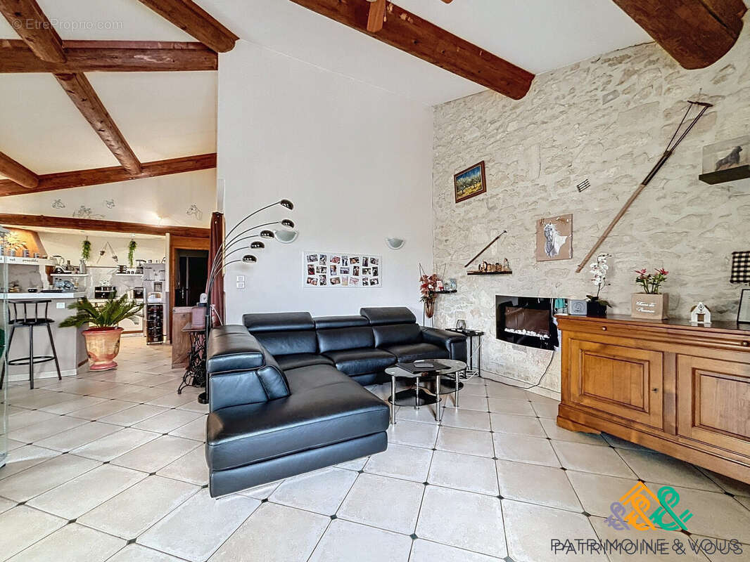 Appartement à BEAUCAIRE