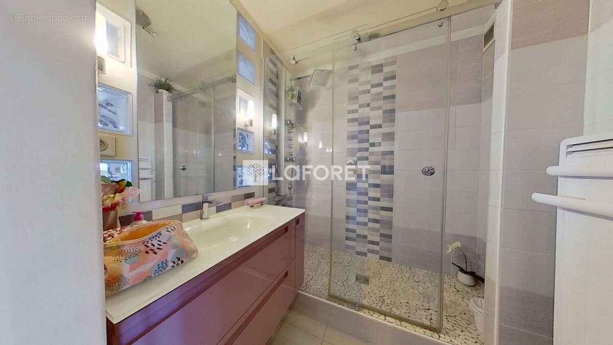 Appartement Noisy Le Sec 4 pièce(s) 81 m2 - photo 4