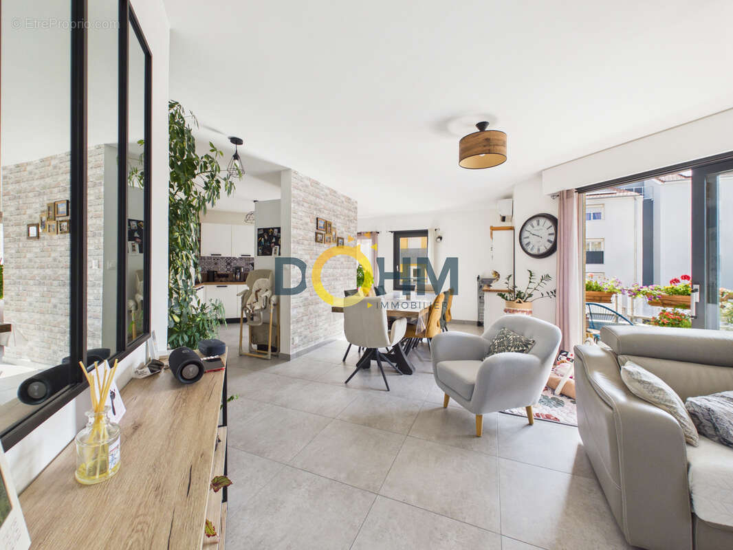 Appartement à LA TALAUDIERE