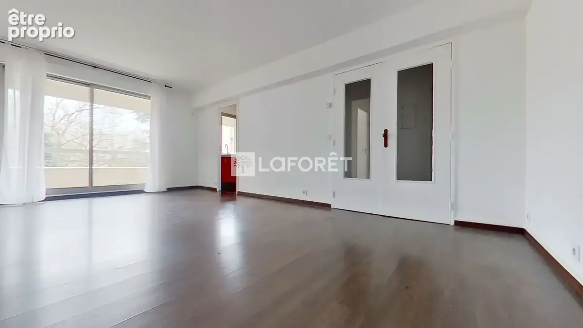 Appartement F2 46,43m² - balcon - parking - photo 5