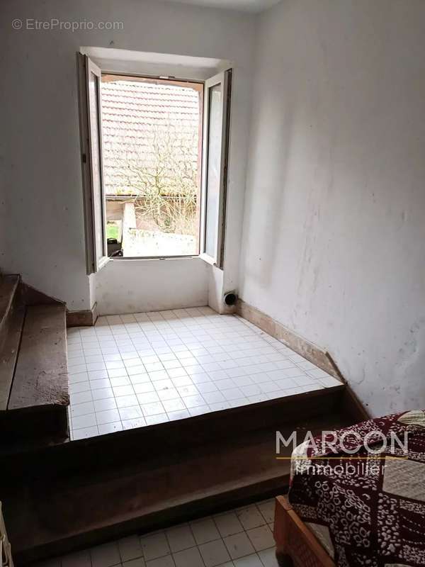 Maison à SAINT-GEORGES-LA-POUGE