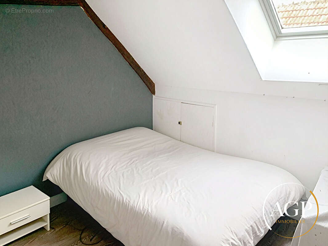 Maison ancienne, 3 chambres, Grange - photo 5