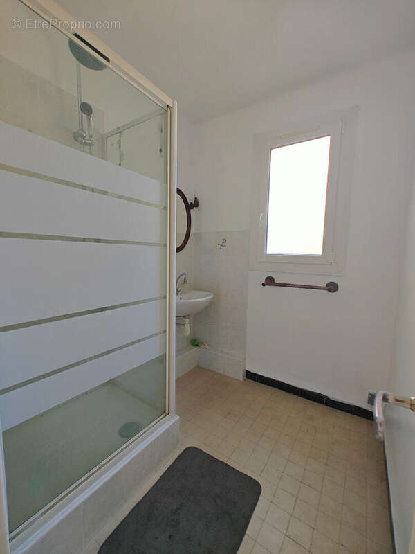 Appartement Toulon Est 4 pièces 68 m2 avec balcon, ascenseur et cave dans résidence sécurisée avec stationnement - photo 10