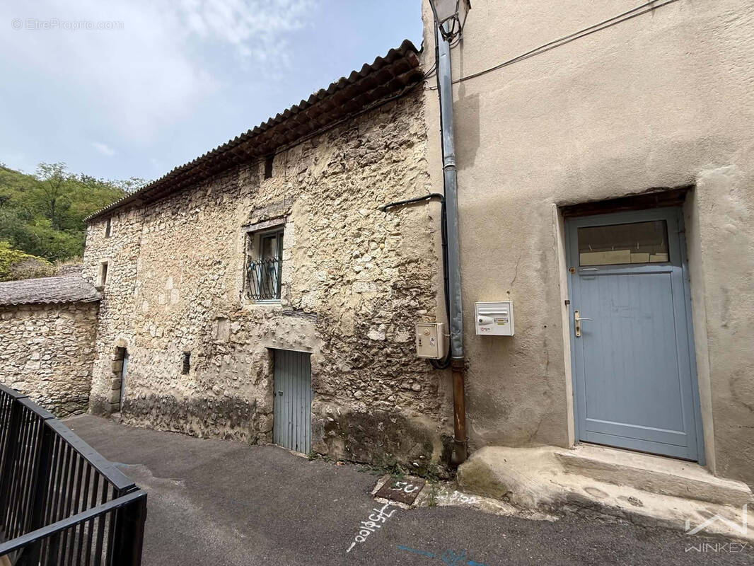 Appartement à CHATEAUNEUF-DU-RHONE