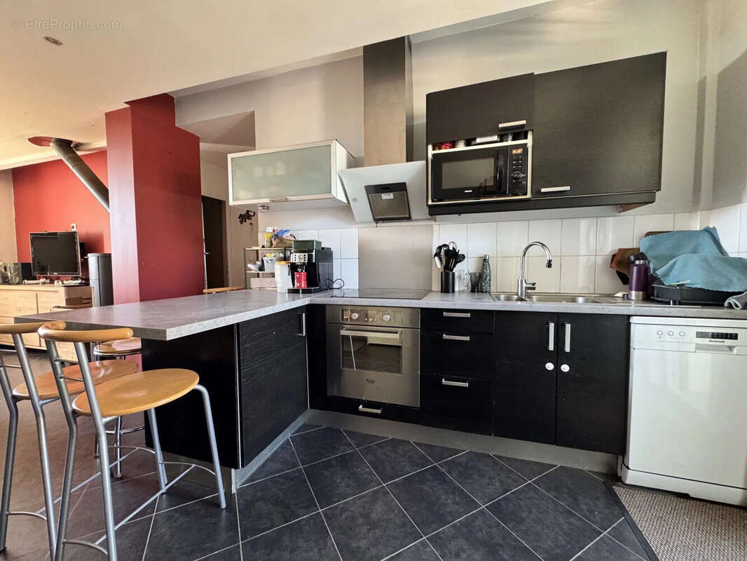 Appartement 55 m² à Saint-Remy-L'honore  - photo 6
