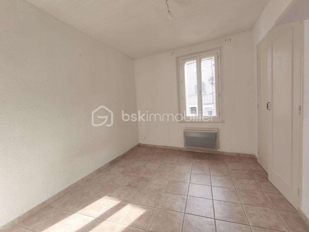 Maison de village T4 de  145 m² dont 65 m² de combles aménageables - photo 8