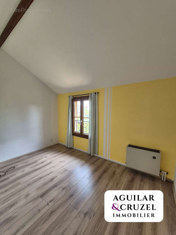 Maison à SAINT-DOULCHARD