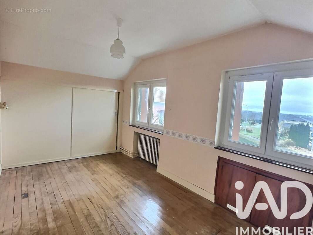 Photo 8 - Maison à AUDUN-LE-ROMAN