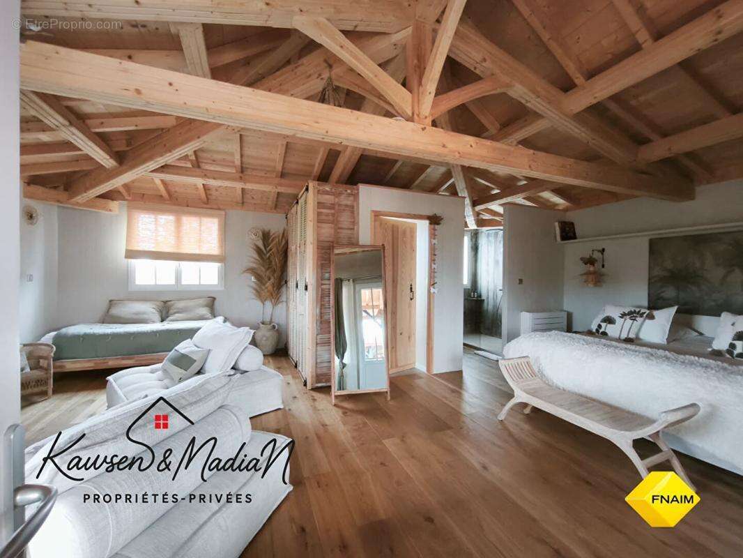 Villa de charme récente Style Bassin 240 m2 - photo 3