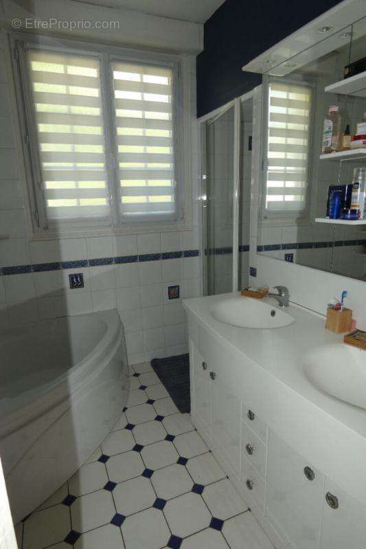 Belle maison 5 chambres - parfait état - proche commerces et écoles à pied - photo 11