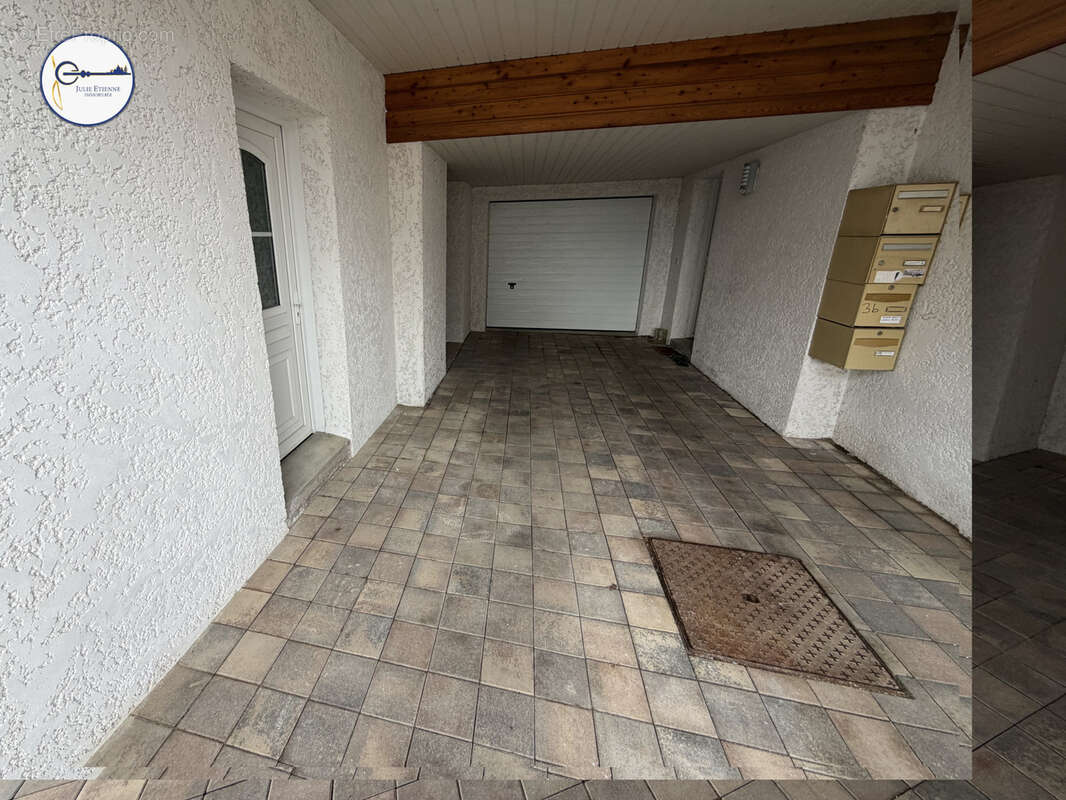 Appartement à THAON-LES-VOSGES