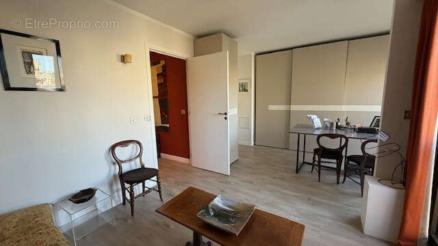 A vendre 2p 66m2 traversant les hesperides saint-james a neuilly sur seine - photo 3