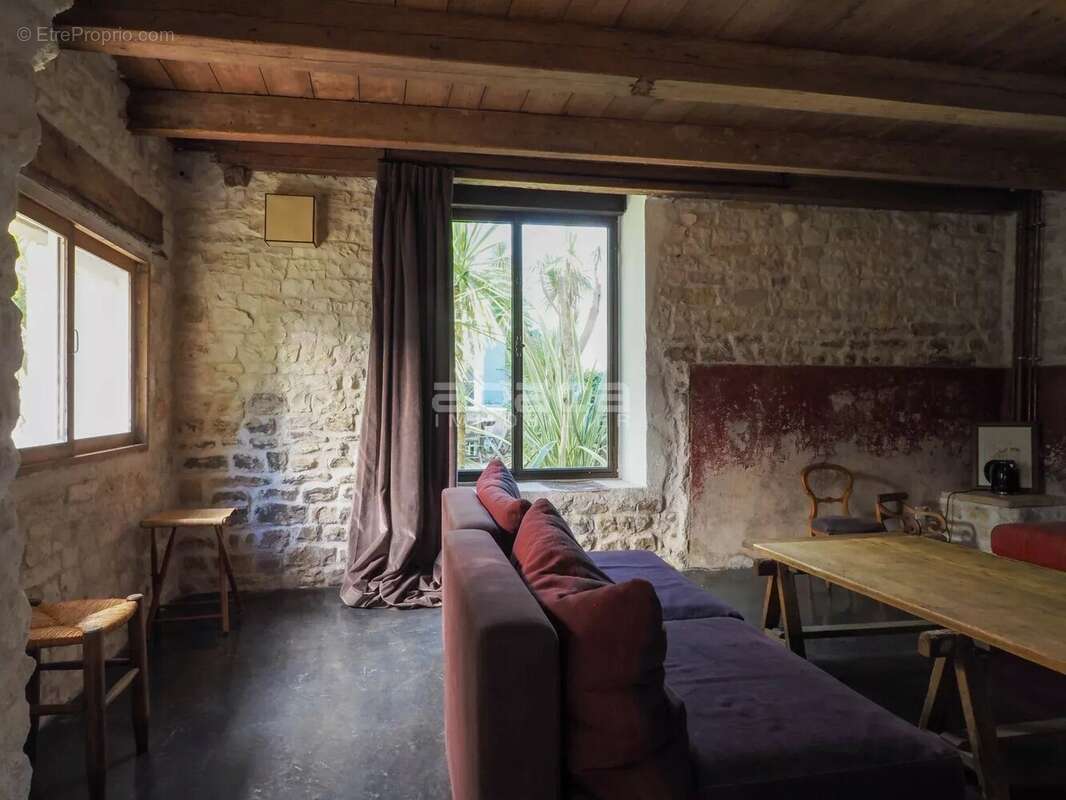 Maison à SAINTE-MARIE-DE-RE