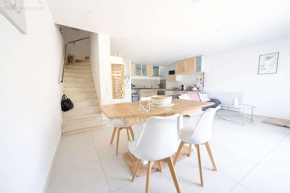 Appartement 99 m² à Bras  - photo 2