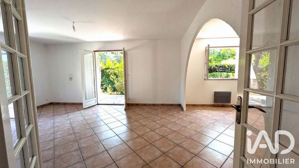 Photo 8 - Maison à MARTIGNAS-SUR-JALLE
