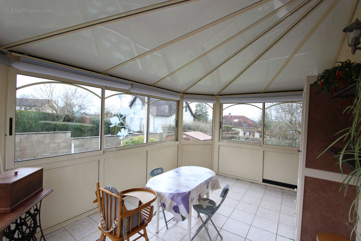 Maison à VARENNES-VAUZELLES