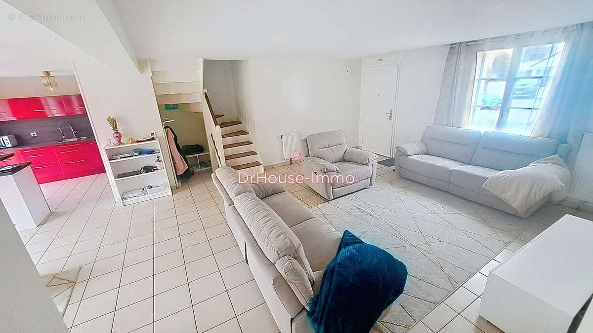 Maison 6 pièces 136 m² à vendre à Bruyeres-Sur-Oise (95820) - photo 5