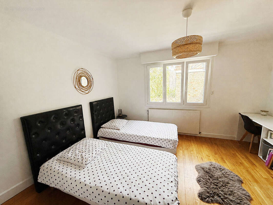 Appartement T4 de 99m2, cave et parking - photo 12