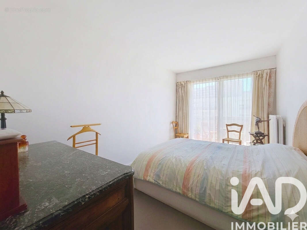Photo 8 - Appartement à PARIS-15E