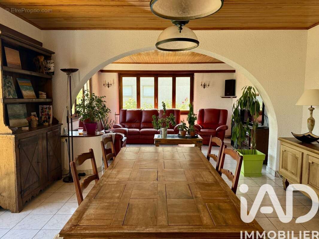 Photo 2 - Maison à AMBILLY