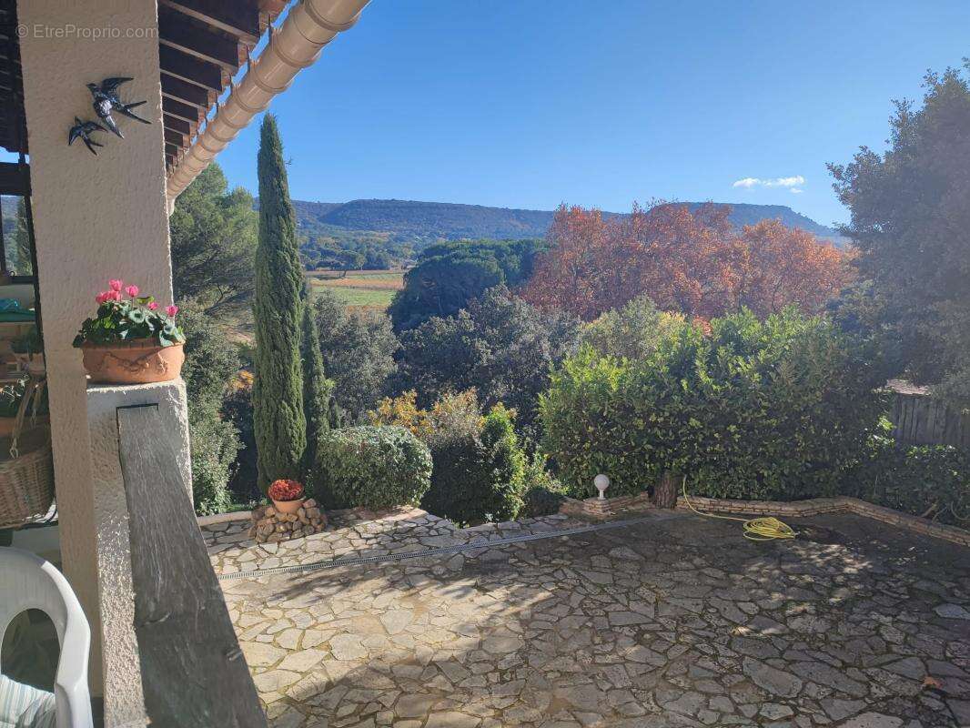 Maison à BAGNOLS-SUR-CEZE