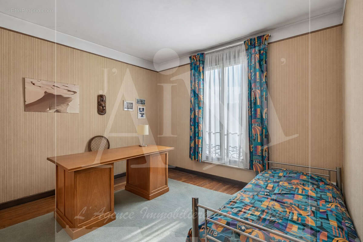 Maison à NANTERRE