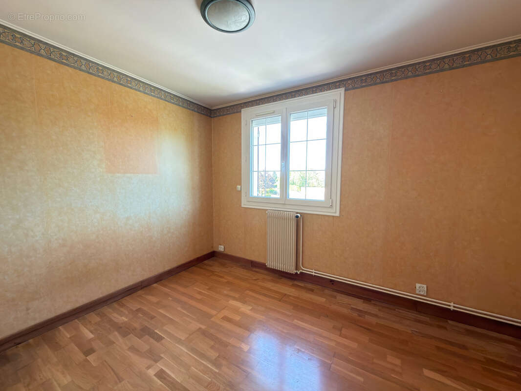 A vendre - quartier rue blanche - checy - photo 6