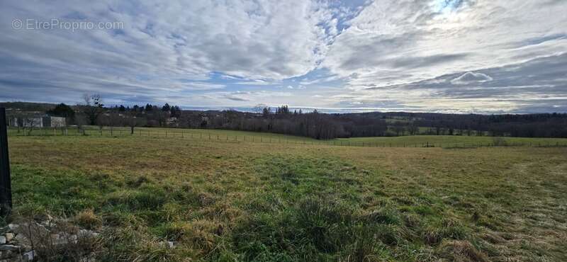 Terrain à AUREIL
