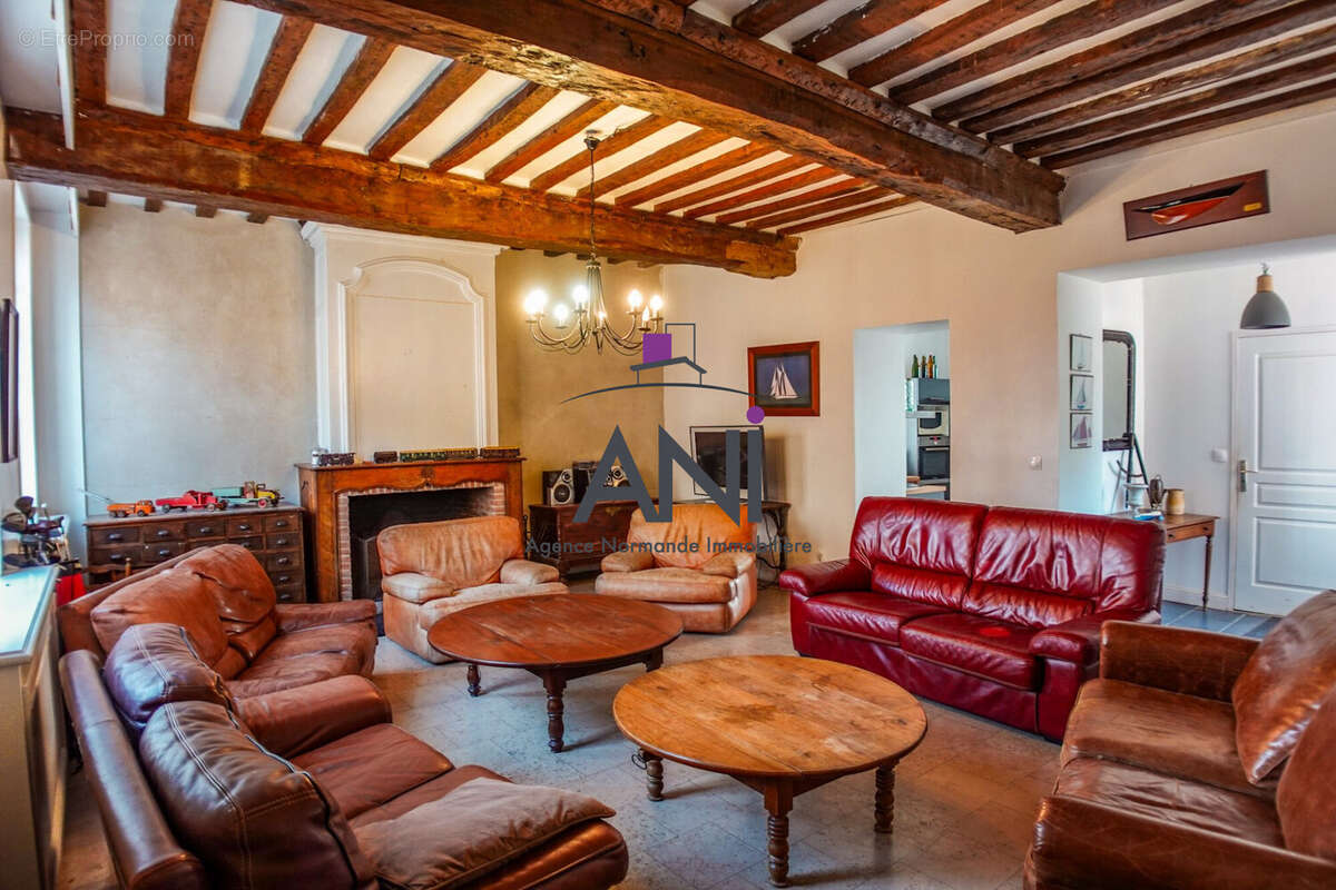 Maison à BACQUEVILLE-EN-CAUX