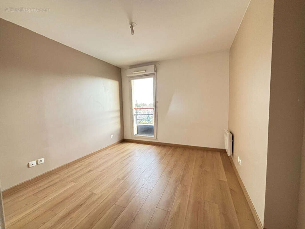 Appartement à EPINAY-SUR-SEINE