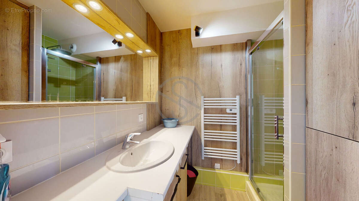 Appartement à LA COTE-SAINT-ANDRE