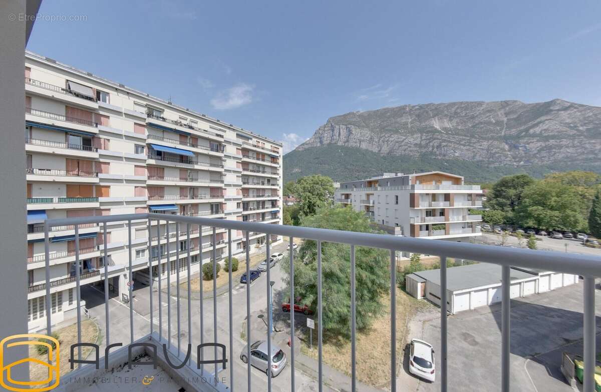 Appartement 51 m² à Saint-Egreve  - photo 2