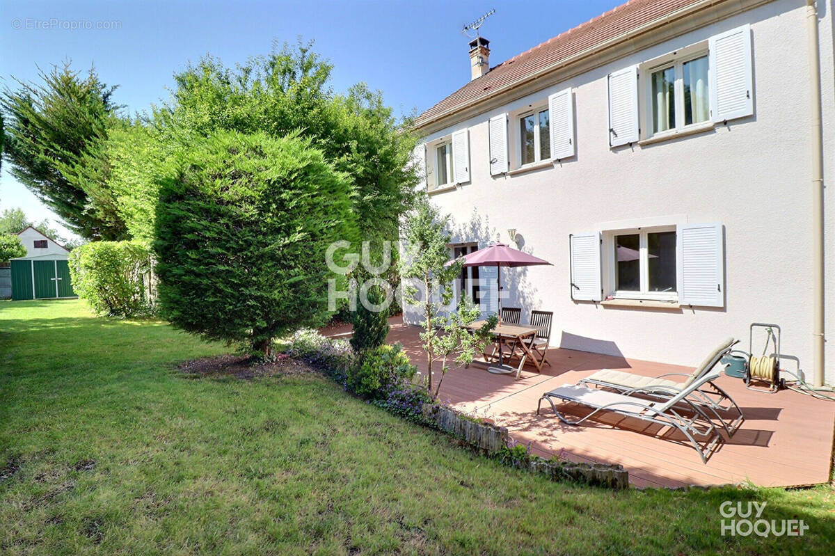 Maison à SAINT-MICHEL-SUR-ORGE