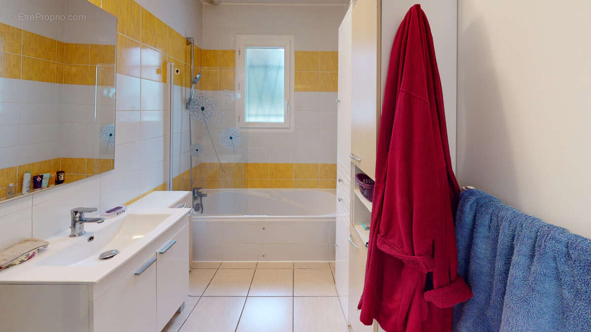 Maison à MONSEMPRON-LIBOS