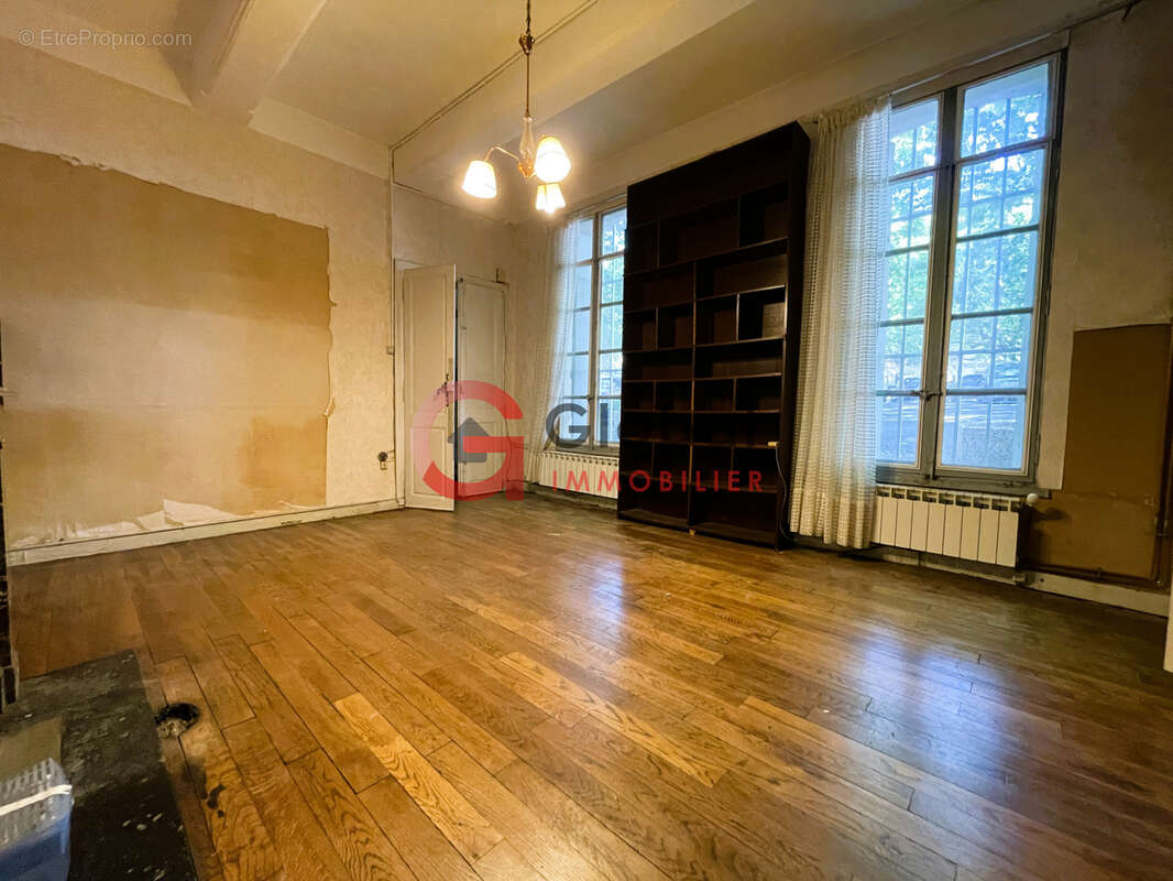 Maison de Maître 10 pièces avec jardin et cave. - photo 3