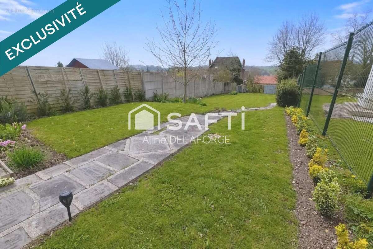 Maison 138 m² à Saint-Pol-Sur-Ternoise  - photo 8