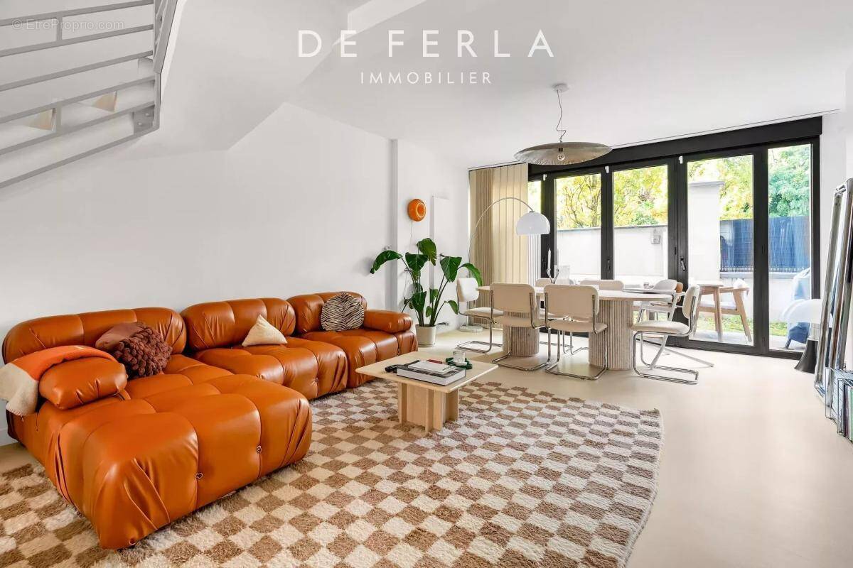 Appartement à SAINT-MAUR-DES-FOSSES